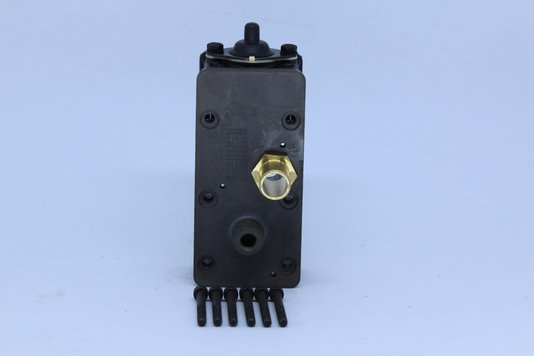 Caixa controladora para secador de ar do scania
