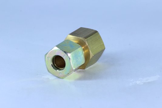 Conector fêmea 8mm x m16