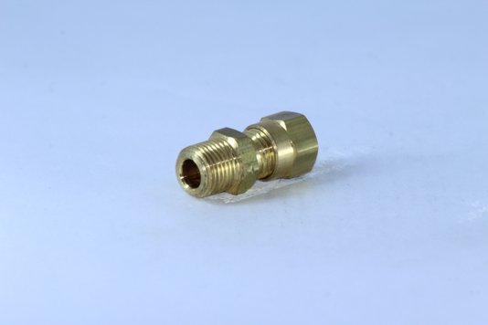 Conector macho 4mm x 1/8 npt