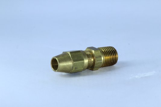 Conector macho 5/16 x 1/4 npt