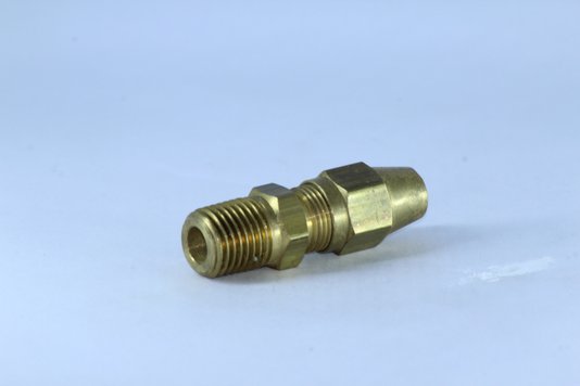 Conector macho 5/16 x 1/4 npt