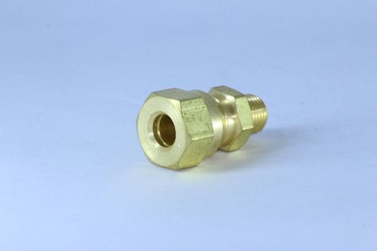Conector macho 8mm x 1/8