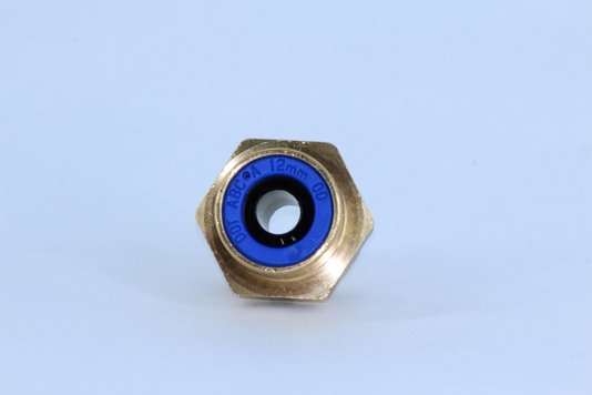 Conector para tubo 12 x 1,5mm c/ rosca m22