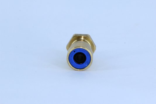 Conector para tubo 8 x 1,0mm c/ rosca m10