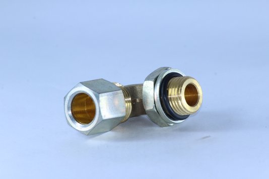 Cotovelo macho 1/2 x m16 x 1,5mm