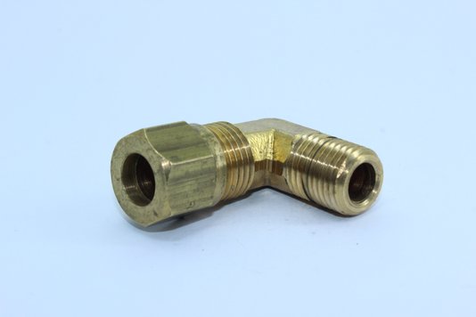 Cotovelo macho 8mm x m14 x 1,5mm