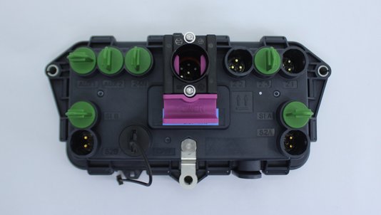 Ecu-premium 4s/3m, 2 aux