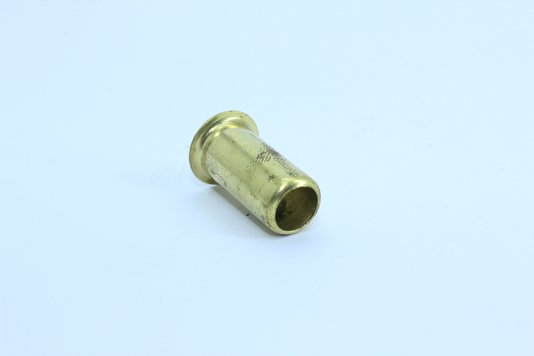 Inserto de metal para tubo 1/2
