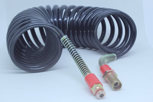 Mangueira espiral preta scania
