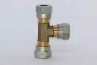 Tee união emenda em metal 10mm